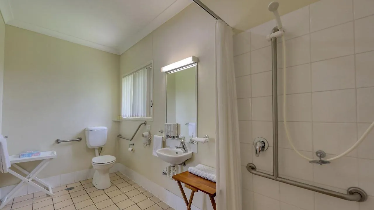 Country Roads Motor Inn Goondiwindi 4*,  Australia