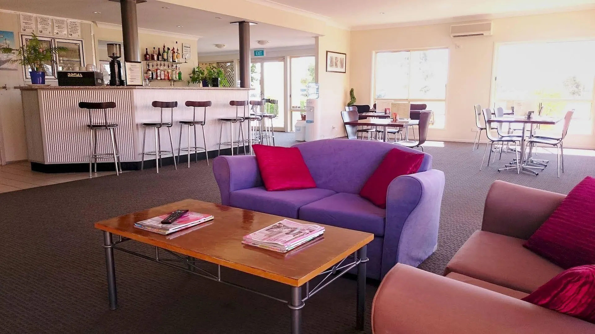 Country Roads Motor Inn Goondiwindi 4*,  Australia